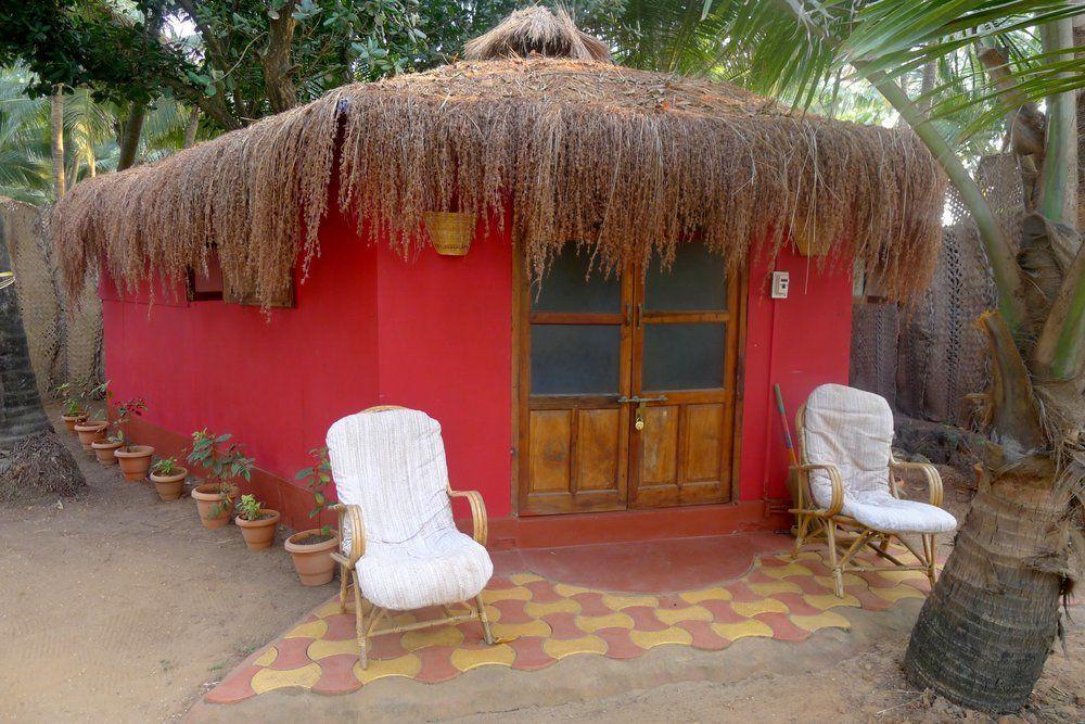 Mamagoa Resort Morjim Exterior photo